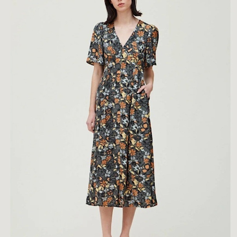 Fall Floral print satin midi dress women’s size S